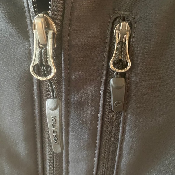 Marmot vest NWT - Picture 3 of 10